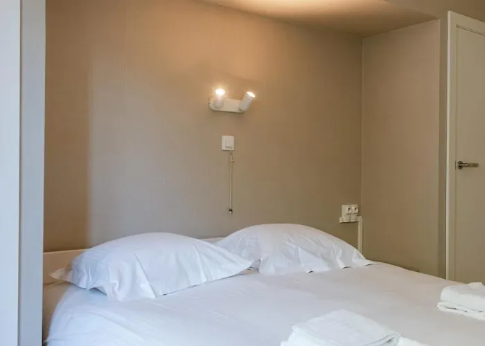 Casiola - Near With Double Parking *