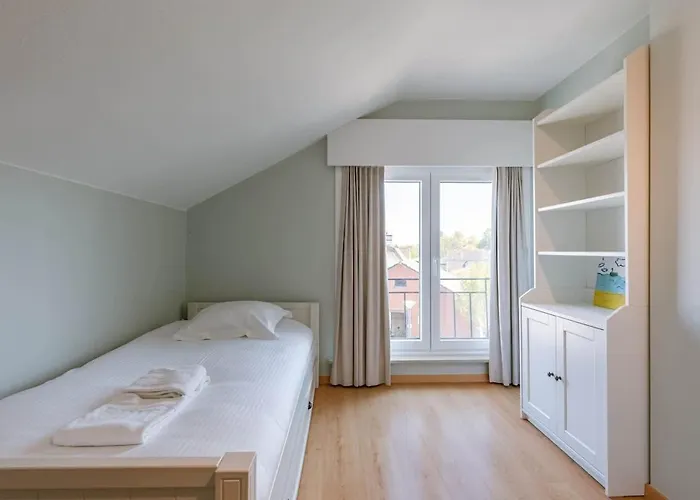 Casiola - Near With Double Parking